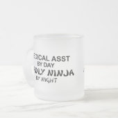 Tasse Givré Aide médical Ninja mortel (Devant gauche)