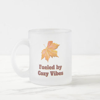 Tasse Givré Alimenté par la citation de café d'automne des vib