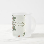Tasse Givré Blackberry, un motif de William Morris, (Devant droit)