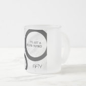 Tasse Givré Blanc 50 Décennie Anniversaire (Devant droit)