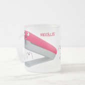 Tasse Givré Caricature en agrafeuse rouge pâle (Devant gauche)