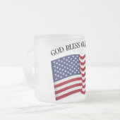 Tasse Givré DIEU BÉNISSE NOTRE ARMÉE avec le drapeau US (Devant gauche)