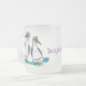 Tasse Givré Drôle, joyeux croquis à pieds bleus dansant dessin (Devant gauche)