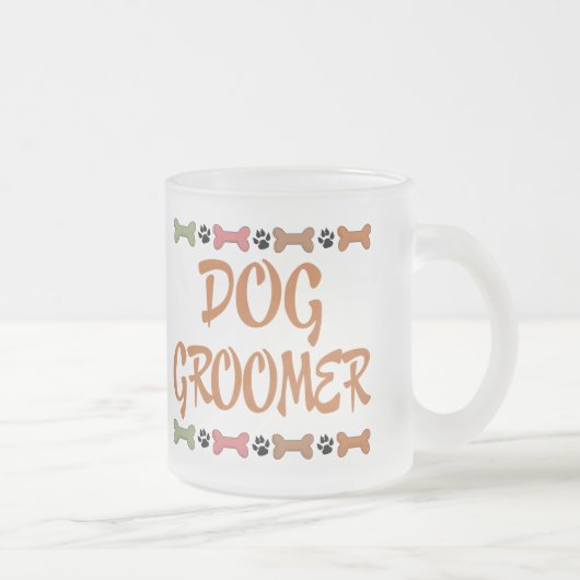 Tasse Givré Groomer mignon de chien de profession d'animal (Droit)