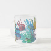 Tasse Givré Handprints de bébé avec le texte fait sur commande (Devant gauche)