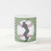Tasse Givré Joueur de baseball sur le terrain de baseball avec (Centre)