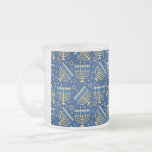 Tasse Givré Joyeux Hanoukka Etoile juive Menorah Bleu Chanukah<br><div class="desc">Joyeux Hanoukka,  Chanukah,  Menorah,  fête des lumières,  étoile juive,  tasse bleue.</div>