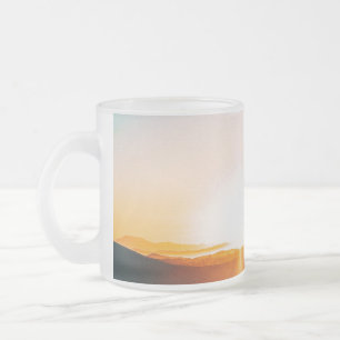 Tasse Givré lever de soleil sur une montagne