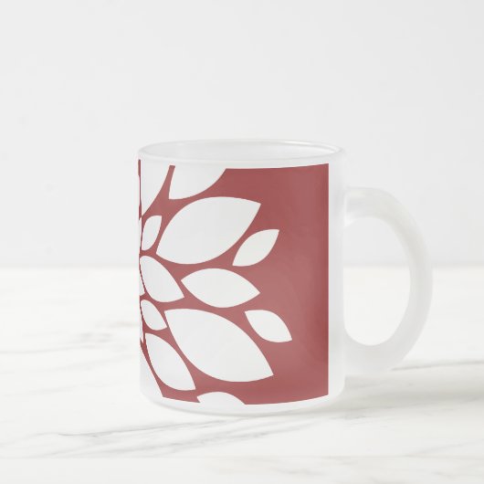 Tasse Givré Pétale de fleurs blanches sur rouge (Droit)