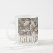 Tasse Givré Rustic Holiday Love and Joy Pine Cone (Gauche)