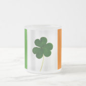 Tasse Givré St. Patrick's Day Irlandais Drapeau Shamrock Irlan (Centre)