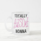 Tasse Givré T-shirts et cadeaux Nonna Pink totalement géniaux (Gauche)