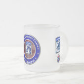 Tasse Givré XVIII Airborne Dragons (Devant droit)