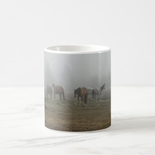Tasse givrée de brouillard de matin (Centre)