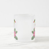 Tasse givrée par pie verte coupée la queue par (Centre)