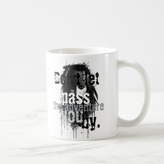Tasse graffiti pour une aventure d'art de rue (Droite)