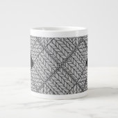 TASSE GRISE EN MAILLE ARGYLE + Initiale II (Devant)