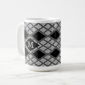 Tasse haute en tricot ARGYLE NOIR + Initiale (Devant gauche)