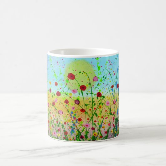 Tasse heureuse de fleurs (Centre)