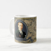Tasse historique de Mustafa Kemal Ataturk (Devant gauche)
