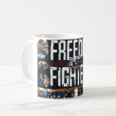 Tasse hors de la ville de combattants de liberté (Devant gauche)