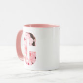 Tasse initiale C florale | Nom et traits personnal (Devant gauche)