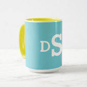 Tasse initiale de monogramme (Devant gauche)