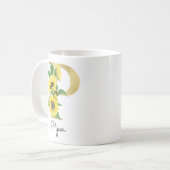 Tasse initiale fleur de soleil dorée Monogramme P (Devant gauche)