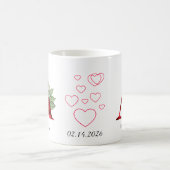 Tasse initiale florale à cœur rouge élégant Lettre (Centre)