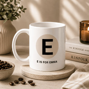 Tasse initiale moderne – Design “E est pour [Nom]”