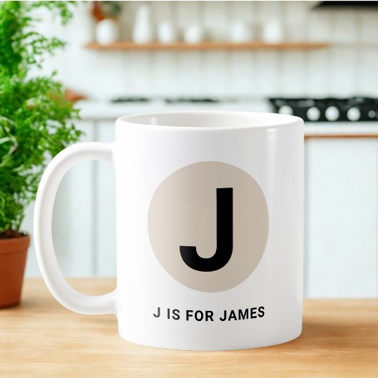Tasse initiale moderne – Design “J est pour [Nom]”