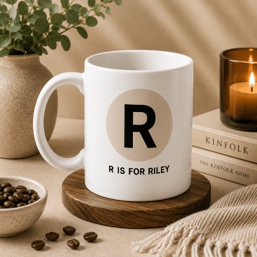 Tasse initiale moderne – Design « R est pour [Nom]
