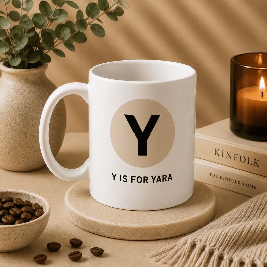 Tasse initiale moderne – Design “Y est pour [Nom]”