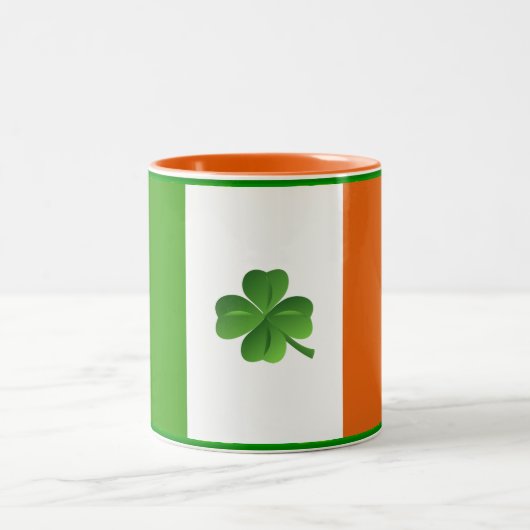 Tasse irlandaise de drapeau (Centre)