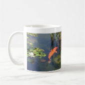 Tasse japonaise d'étang de lis de poissons de Koi (Gauche)