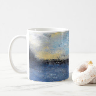 Tasse jaune bleue d'abrégé sur plage