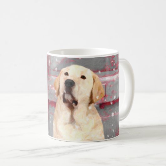 Tasse jaune de Noël de laboratoire de labrador (Devant droit)