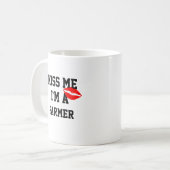 Tasse Kiss Me Im A Farmer (Devant gauche)