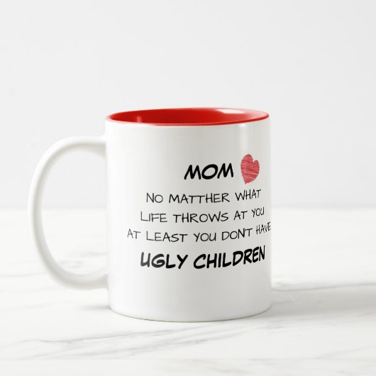 Tasse laide drôle d'enfants de maman (Gauche)