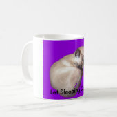 Tasse "laissez de sommeil de chat siamois de chats (Devant gauche)