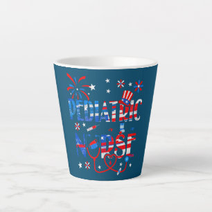 Tasse Latte 4 juillet pour infirmière patriotique pédiatrique
