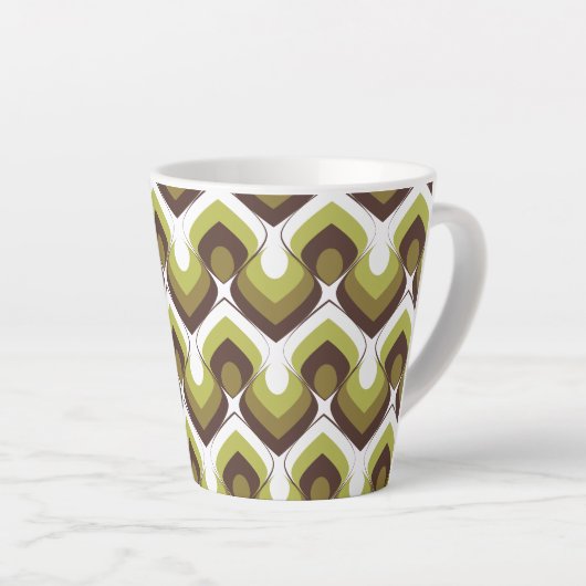 Tasse Latte 70s Bold Modern Retro Ogee Motif in Greens (Angle droit)