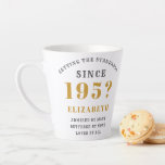 Tasse Latte 70th Birthday Born 1950's Ajouter nom et année Élé<br><div class="desc">70ème anniversaire de naissance pour ceux nés dans les années 50. Les couleurs dorées et gris foncé sont une élégante combinaison classique. customiser facilement l'année, nom et sentiment sur le devant cette tasse de café latte d'anniversaire en utilisant le modèle fourni. Un cadeau merveilleusement bien pensé pour lui. Une partie...</div>