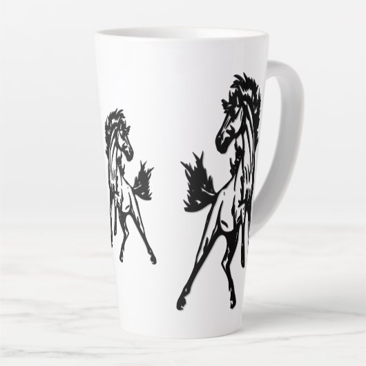 Tasse Latte A Frisky Jumping Horse in the Wild (Angle droit)