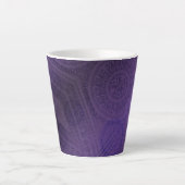 Tasse Latte Acceptation | Médaillons de méditation violette (Devant)