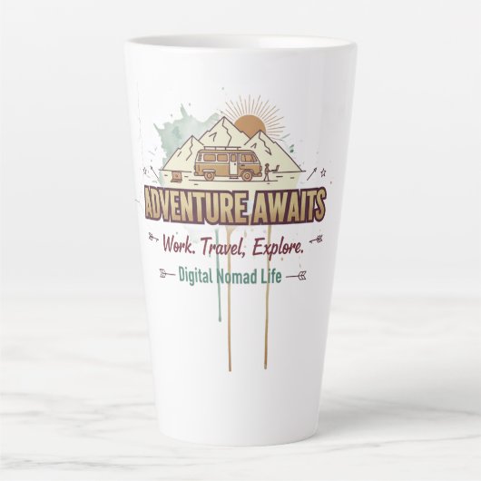 Tasse Latte Adventure Awaits  (Devant)