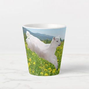 Tasse Latte Agneaux de Pâques qui bondissent