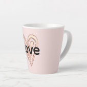 Tasse Latte Aimer coeur rose pâle (Angle droit)