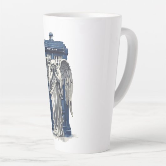 Tasse Latte Angle de plaie avec boîte de police bleue 1 (Angle droit)