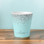 Tasse Latte Aqua bleu Turquoise Parties scintillant argent Mon<br><div class="desc">Aqua Blue - Turquoise et Silver Éperche Parties scintillant Script Monogramme Nom Latte Coffee Cup Mug. Cela rend le cadeau parfait pour 16 ans,  mariage,  douche nuptiale,  anniversaire,  baby shower ou bachelorette pour quelqu'un qui aime le luxe glam et les styles chic.</div>
